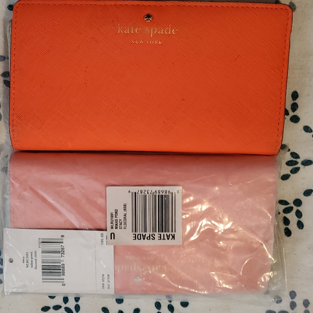 * NEW Kate spade Wallet